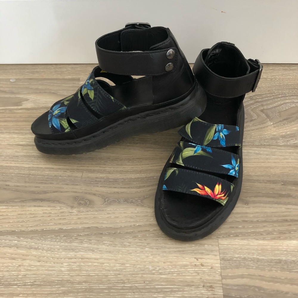 Dr. Marten Clarissa Sandal